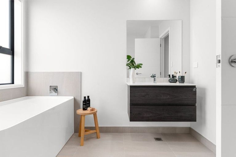 Photo of property in 51 Musselwhite Terrace, Chartwell, 3210