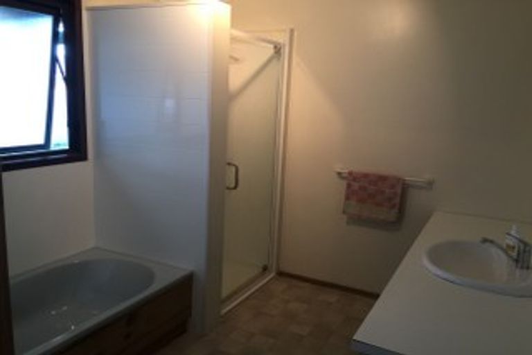 Photo of property in 3 Halyard Close, Flagstaff, Hamilton, 3210