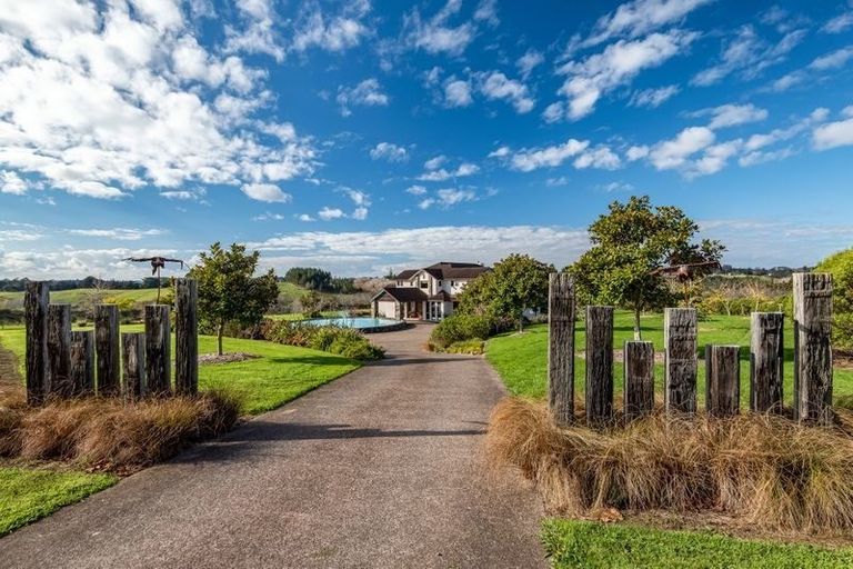 Photo of property in 273 Forestry Road, Waitoki, Kaukapakapa, 0871