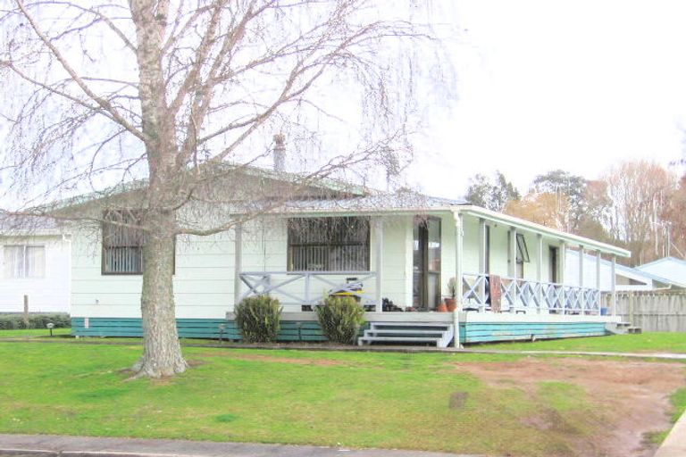 Photo of property in 4 Tamar Place, Nawton, Hamilton, 3200