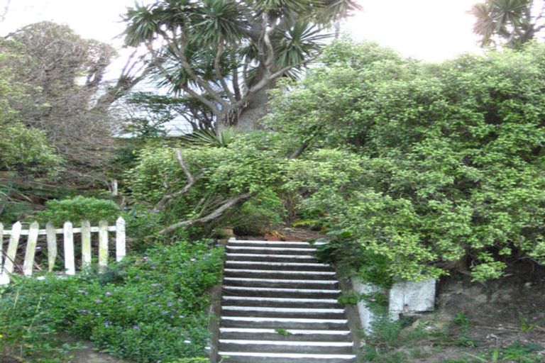 Photo of property in 7 Adderley Terrace, Ravensbourne, Dunedin, 9022