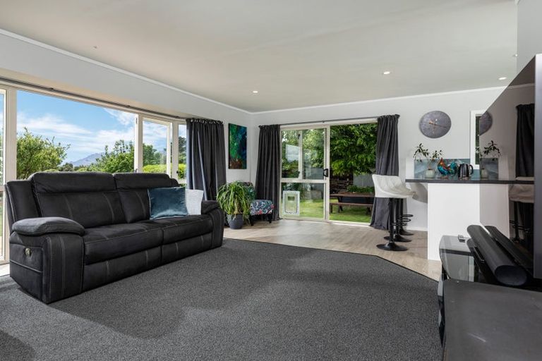 Photo of property in 58 Loach Road, Hawea Flat, Wanaka, 9382