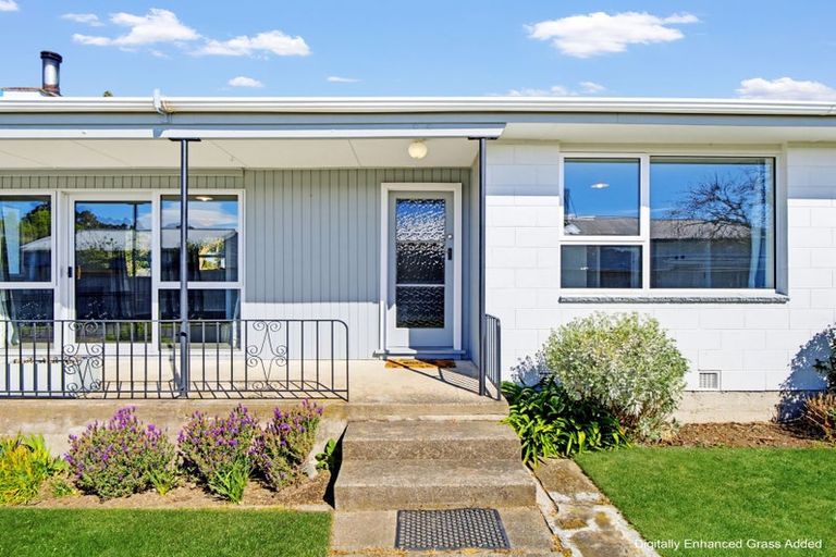 Photo of property in 61 Burnett Street, Oxford, 7430