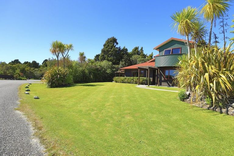 Photo of property in 132 Brickfield Road, Blue Spur, Hokitika, 7882