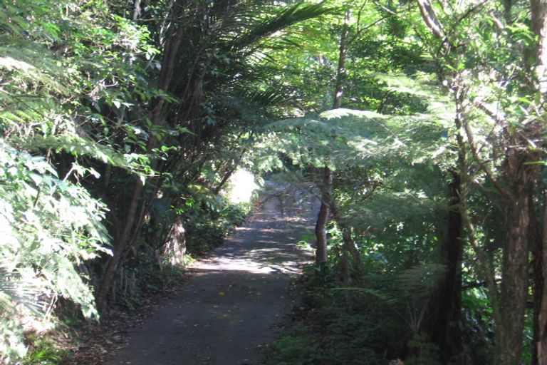 Photo of property in 192 Konini Road, Titirangi, Auckland, 0604