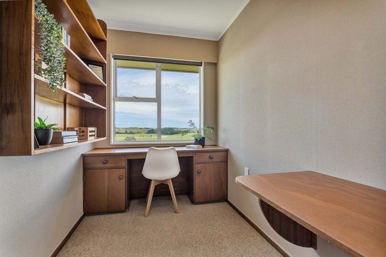 Photo of property in 36 Mokoia Road, Mokoia, Hawera, 4672