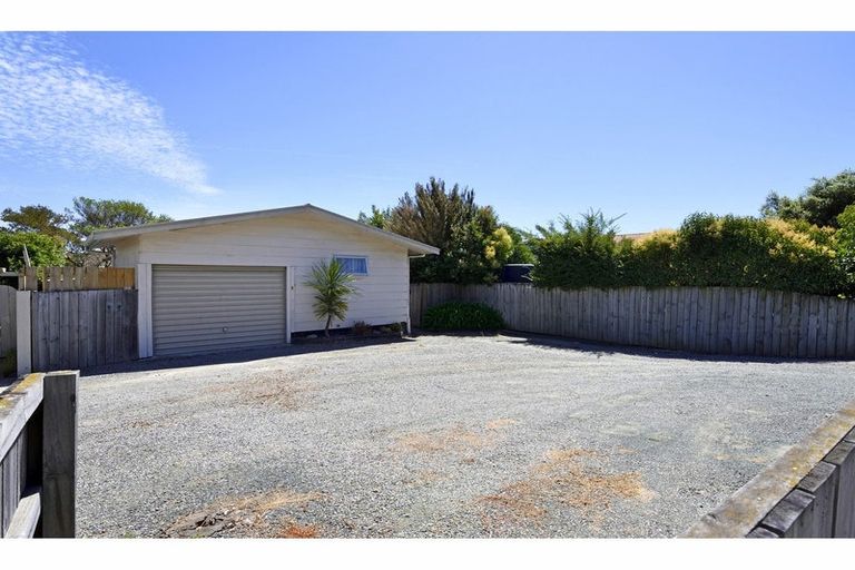 Photo of property in 2/184 Tahunanui Drive, Tahunanui, Nelson, 7011