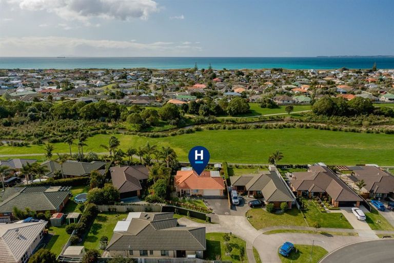 Photo of property in 56 Carrington Drive, Papamoa Beach, Papamoa, 3118