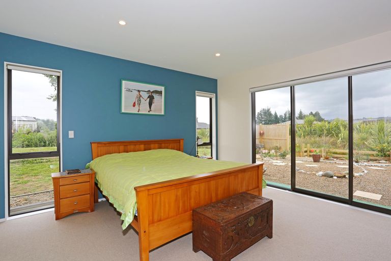 Photo of property in 24 Mcintosh Drive, Pokeno, 2471