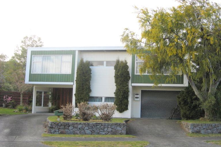 Photo of property in 5 Pokaka Crescent, Wharewaka, Taupo, 3330