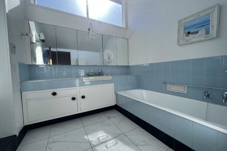 Photo of property in 227 Clyde Road, Burnside, Christchurch, 8053