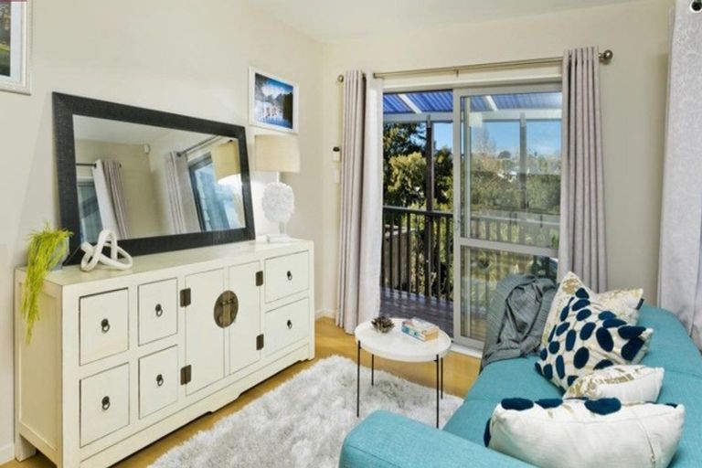 Photo of property in 50 Remuremu Street, Long Bay, Auckland, 0630