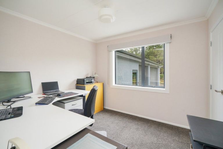 Photo of property in 224 Mill Road South, Seaward Bush, Invercargill, 9871