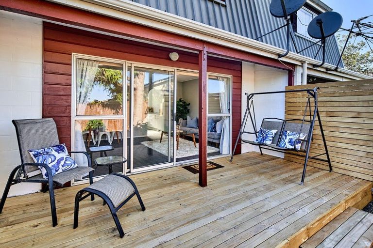 Photo of property in 8f Montgomery Crescent, Clouston Park, Upper Hutt, 5018