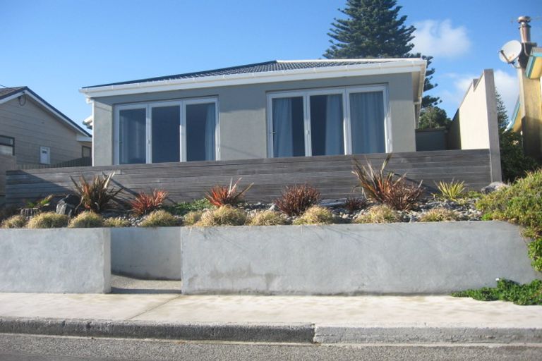 Photo of property in 126 The Parade, Paekakariki, 5034