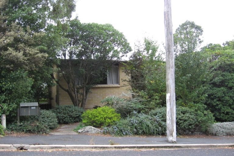 Photo of property in 1 Dee Street, Kinmont Park, Mosgiel, 9024