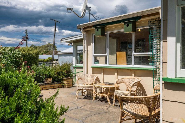 Photo of property in 17 Rugby Street, Waimate, 7924