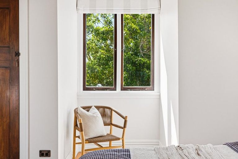 Photo of property in 4 Kent Road, Saint Johns Hill, Whanganui, 4501