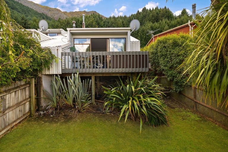 Photo of property in 30b Dart Place, Fernhill, Queenstown, 9300