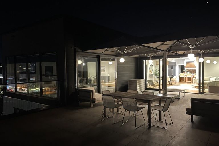 Photo of property in The Victor, 504/4 Bute Road, Browns Bay, Auckland, 0630