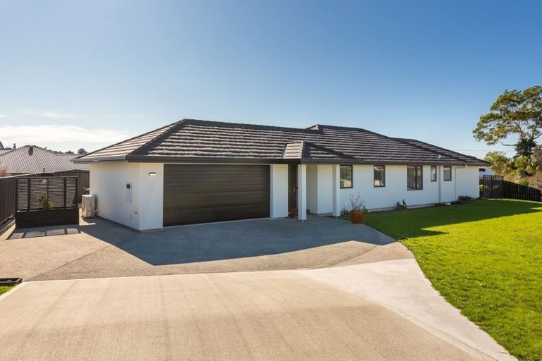Photo of property in 4 Les Wakefield Road, Mapua, 7005