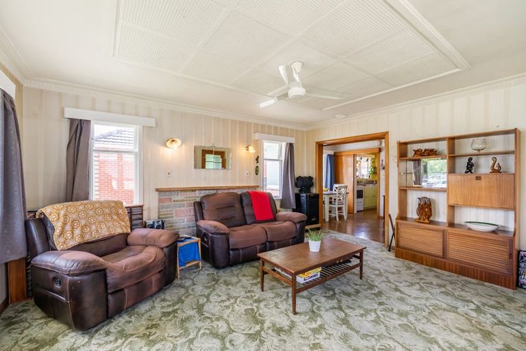 Photo of property in 5 Seddon Street, Wallaceville, Upper Hutt, 5018
