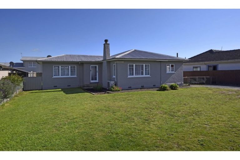 Photo of property in 35 Salisbury Road, Richmond, 7020