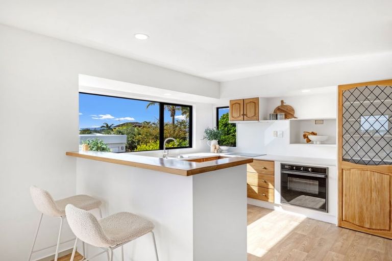 Photo of property in 221a Ngatai Road, Otumoetai, Tauranga, 3110