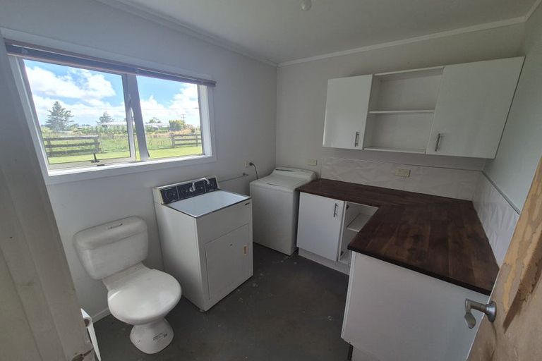 Photo of property in 1402 Mangorei Road, Mangorei, New Plymouth, 4371