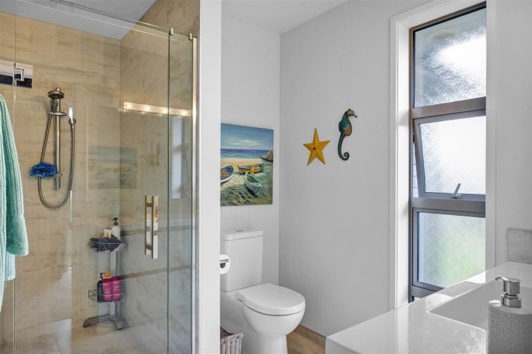 Photo of property in 5 Ashwood Lane, Bell Block, New Plymouth, 4312