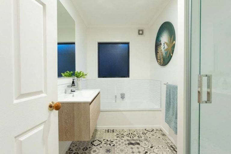 Photo of property in 34b Te Ngaio Road, Mount Maunganui, 3116