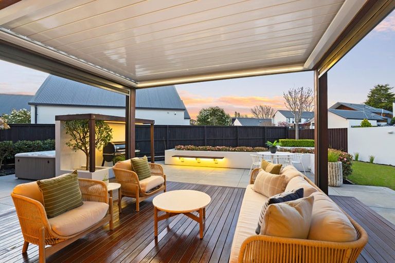 Photo of property in 21 Bluestone Drive, Parklands, Christchurch, 8083