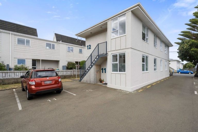 Photo of property in 11/76 Freyberg Street, Lyall Bay, Wellington, 6022