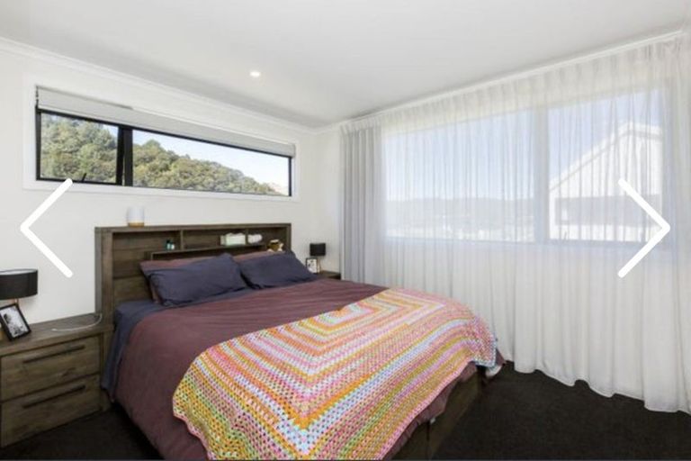 Photo of property in 1 Raeble Walkington Lane, Wallaceville, Upper Hutt, 5018