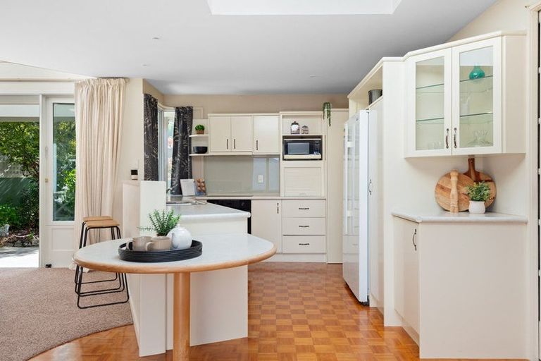 Photo of property in 1 Colquhoun Street, Glenross, Dunedin, 9011