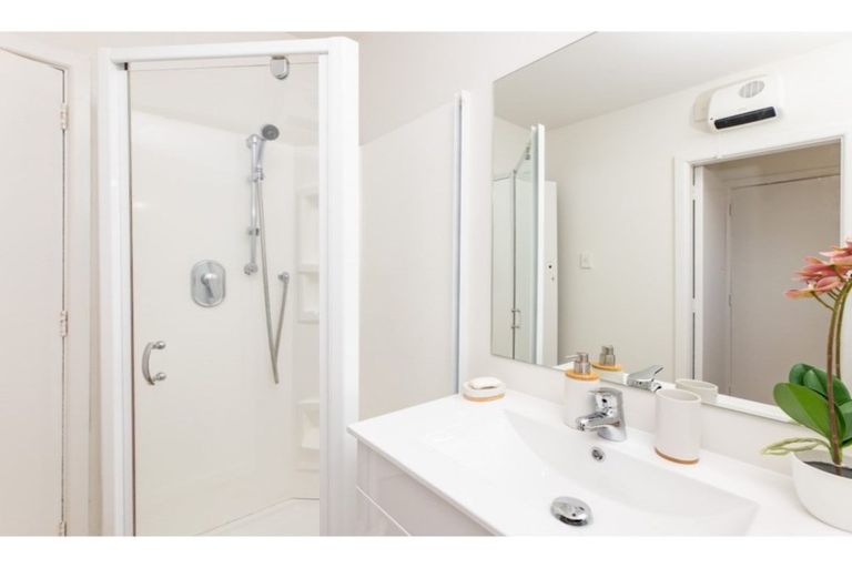 Photo of property in 433 Bower Avenue, Parklands, Christchurch, 8083