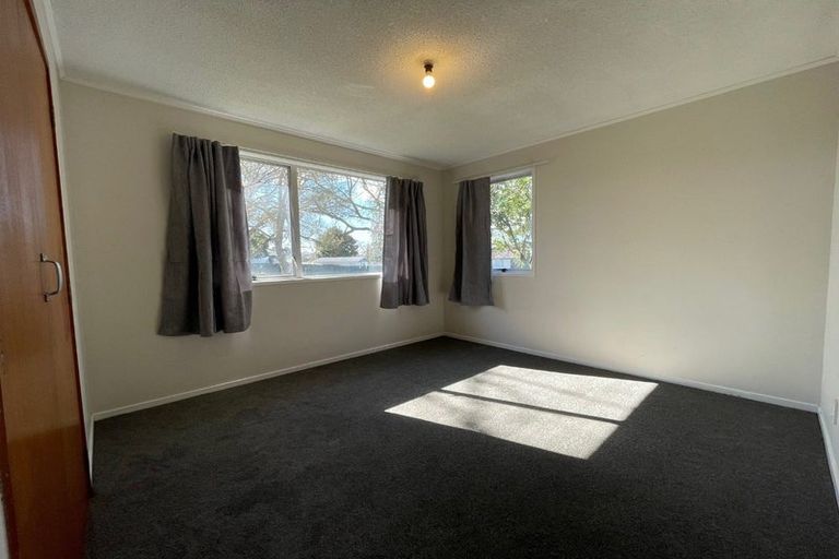 Photo of property in 9 Joshua Place, Weymouth, Auckland, 2103