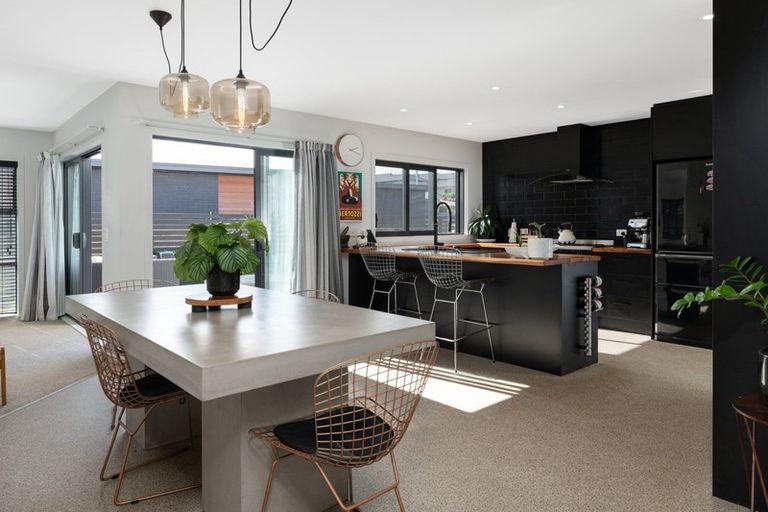 Photo of property in 28 Puhirake Crescent, Pyes Pa, Tauranga, 3112