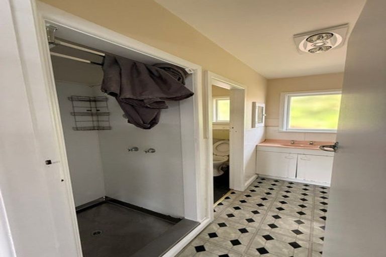 Photo of property in 3 Bendale Place, Avonhead, Christchurch, 8042