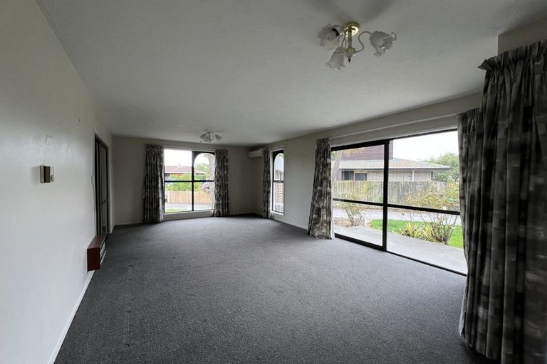 Photo of property in 18 Resolution Place, Bryndwr, Christchurch, 8053