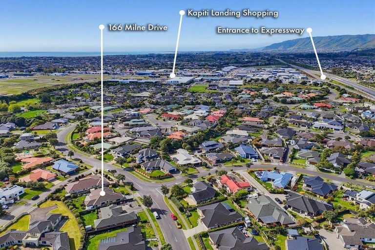 Photo of property in 166 Milne Drive, Paraparaumu, 5032