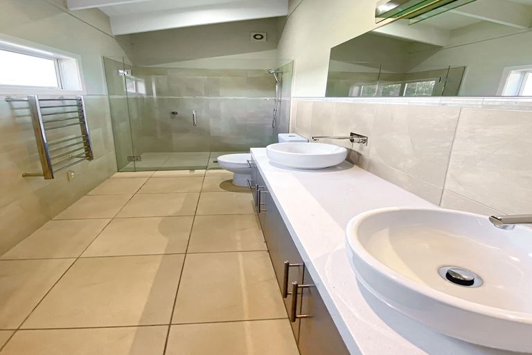 Photo of property in 22 Alderton Drive, Kerikeri, 0230