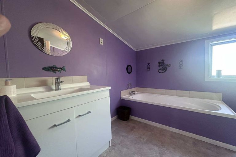 Photo of property in 78 Bealey Street, Hokitika, 7810