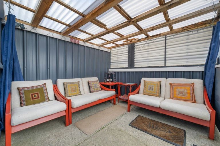 Photo of property in 26 Ranui Street, Waikawa, Picton, 7220
