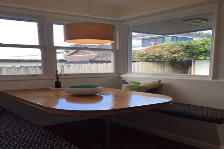 Photo of property in 24 Takutai Avenue, Bucklands Beach, Auckland, 2012