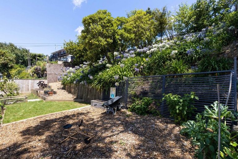 Photo of property in 94b Brois Street, Frankleigh Park, New Plymouth, 4310
