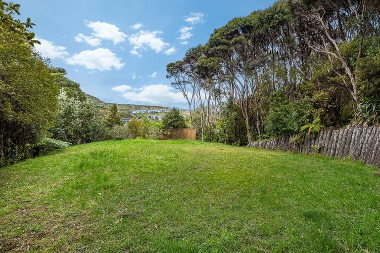 Photo of property in 7 Furneaux Grove, Whitby, Porirua, 5024