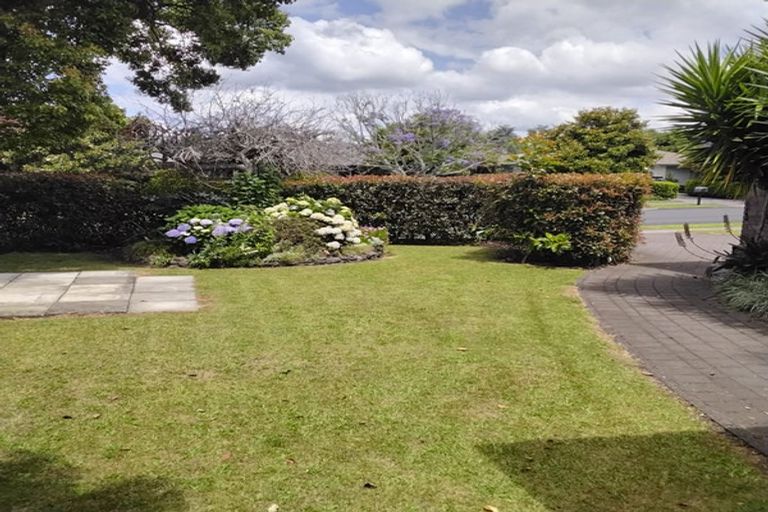 Photo of property in 11 Links View Drive, Omokoroa, 3114