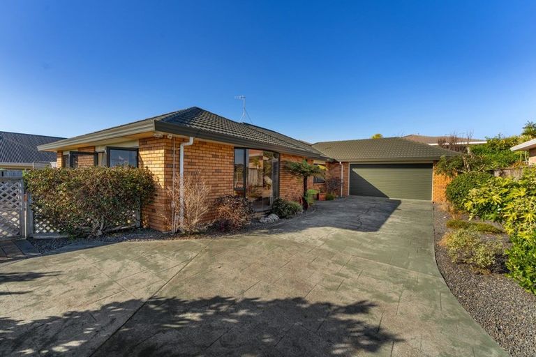 Photo of property in 117 Realm Drive, Paraparaumu, 5032