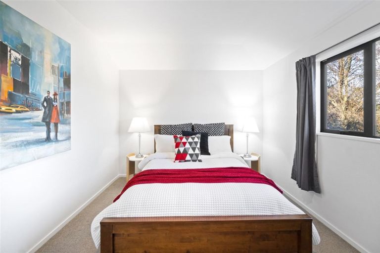 Photo of property in 2/324 Stanmore Road, Richmond, Christchurch, 8013